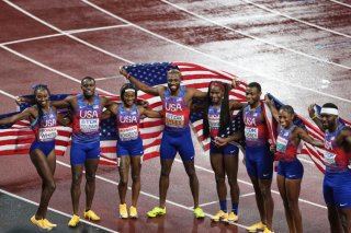 Les deux relais 4x100 m américains ont triomphé sous le déluge de Tokyo. KEYSTONE/AP/Abbie Parr